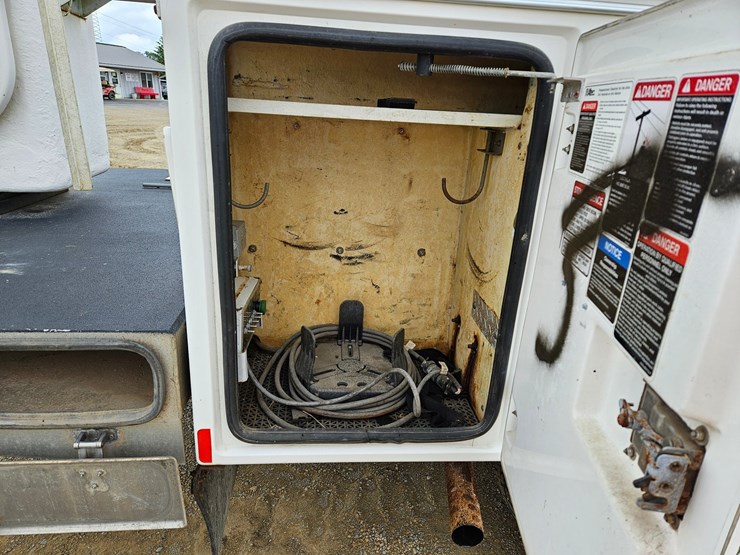 2008-ford-f550-image-77