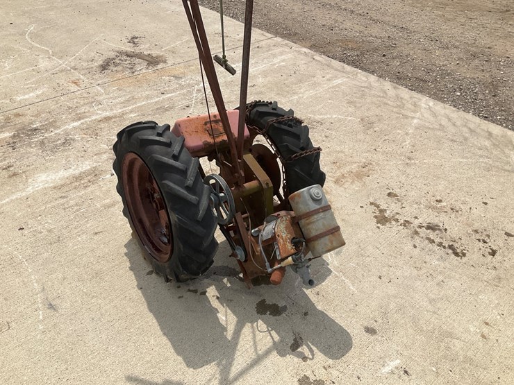 #5039-•-vintage-walk-behind-two-wheel-tractor-chassis-image-5