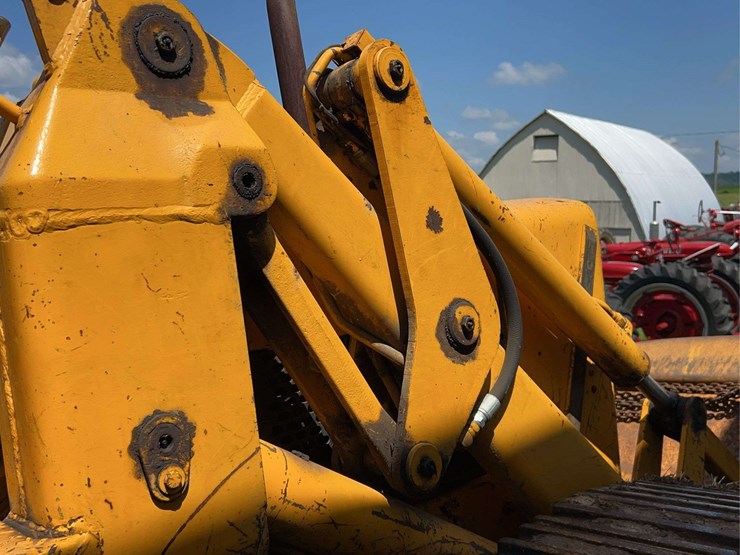 1979-deere-450c-image-22