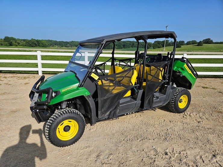 john-deere-gator-image-11