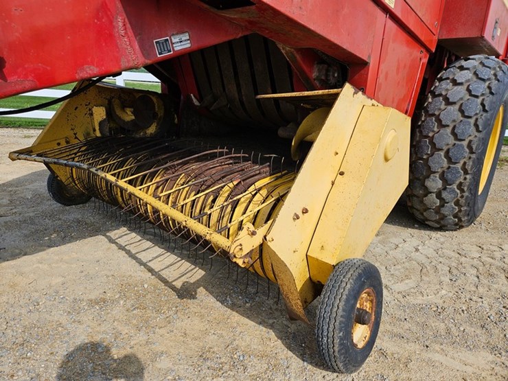 2000-new-holland-2000-image-13
