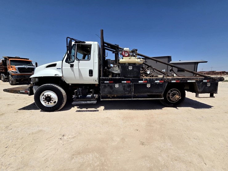 2015-international-durastar-4300-image-8