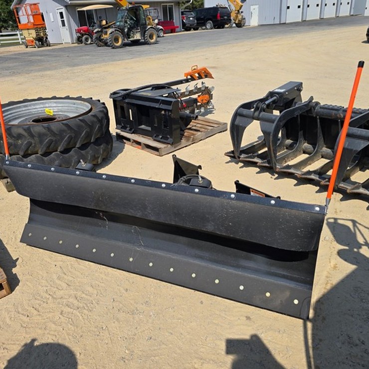 #75 • Land Pride STB1584 84" Snow Plow
