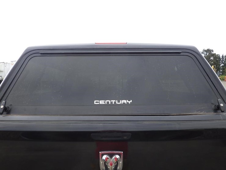 2017-dodge-2500-image-17