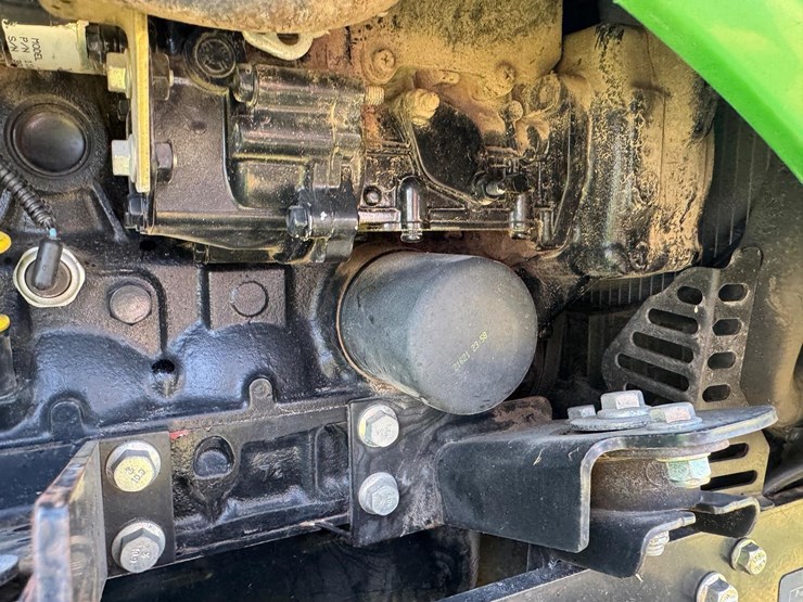 2014-john-deere-1023e-image-18