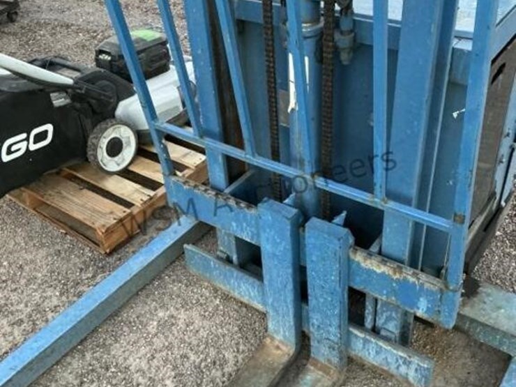 blue-giant-electric-order-picker-image-6