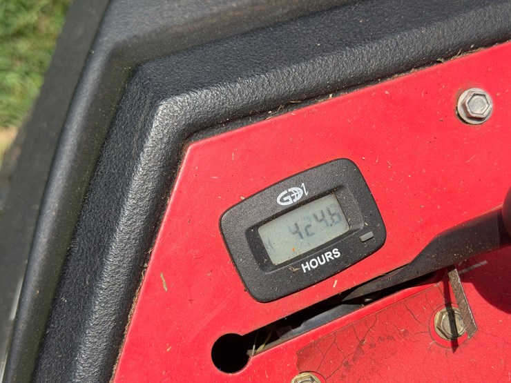 gravely-proturn-48-image-10