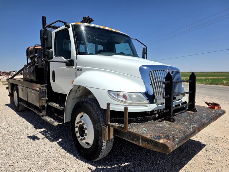 2022-international-mv607-image-3