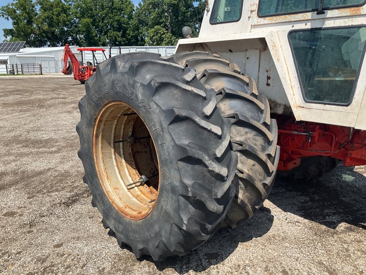 #5506-•-case-1570-agri-king-tractor-image-11