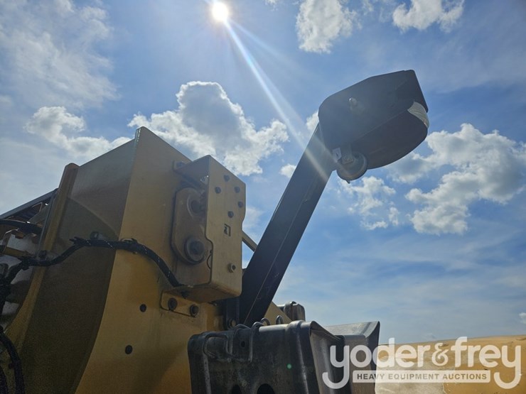 2016-caterpillar-966m-xe-image-20