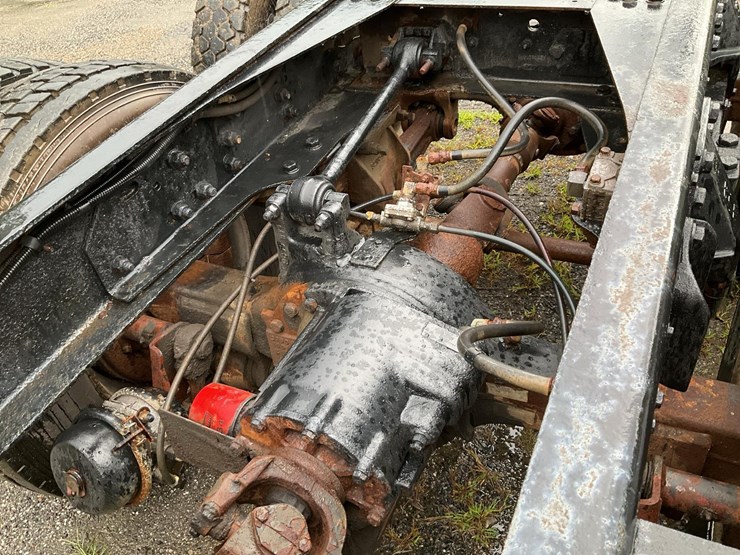 1989-ford-l8000-image-38