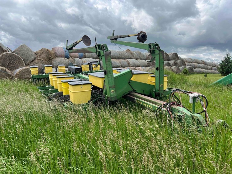 john-deere-7000-image-2