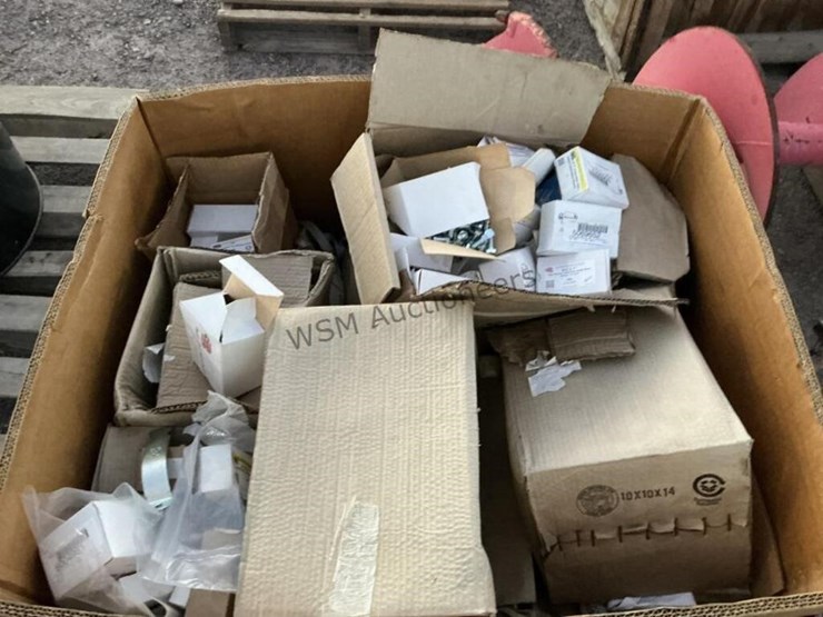 box-of-asst-copperstate-hardware-image-6