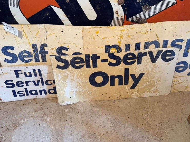 (4)-pump-self-service-signs-image-3