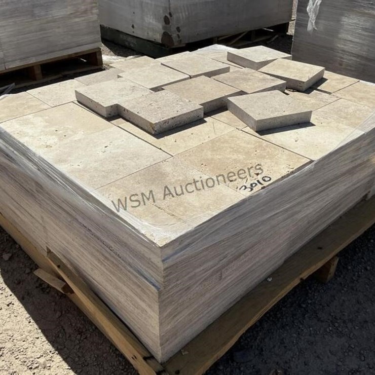 PALLET OF TRAVERTINE PAVERS