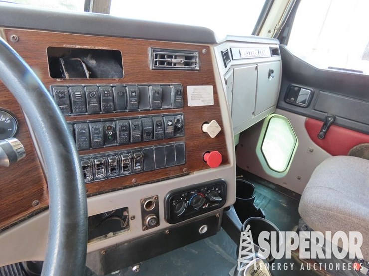 2013-western-star-4900-image-9