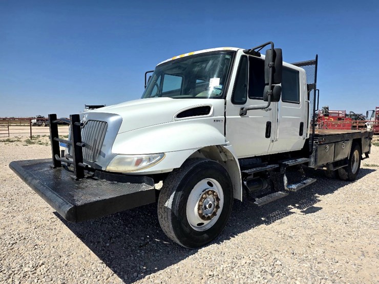 2010-international-durastar-4300-image-1