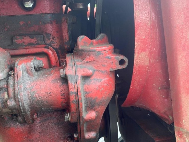 #6067-•-1948-farmall-h-tractor-image-2
