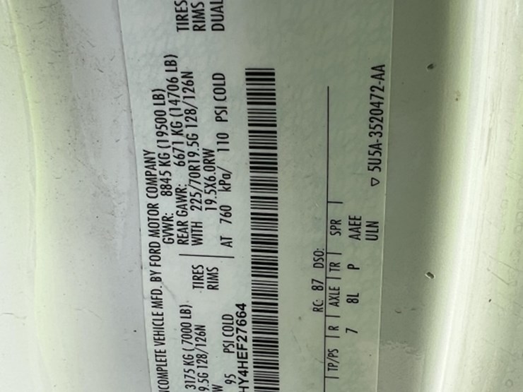 2017-ford-f550-image-10
