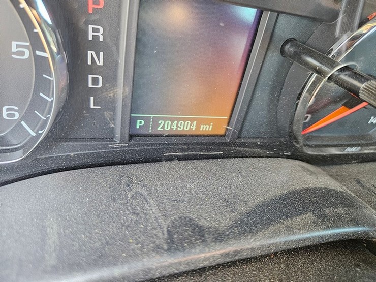 2017-chevrolet-1500-image-29