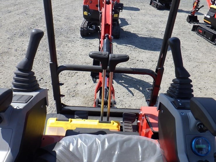 2026-tpm-tpm-18hh-hydraulic-excavator-image-21