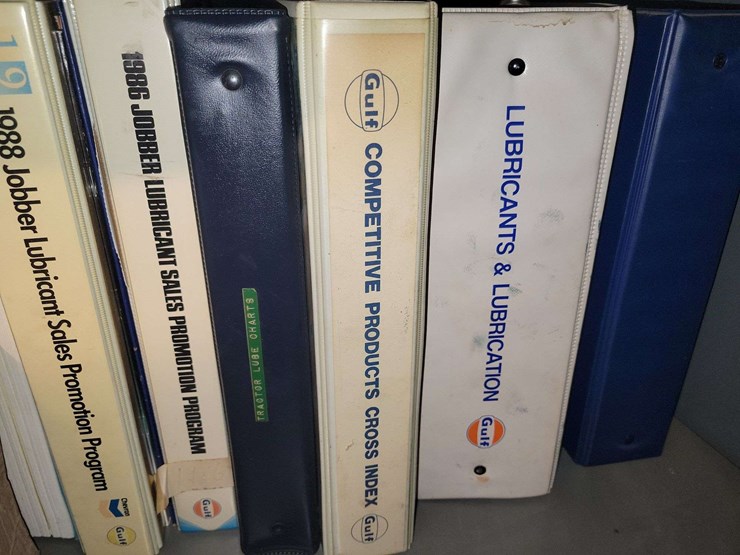 contents-of-two-shelves-image-10
