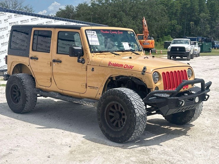 2013-jeep-wrangler-image-2
