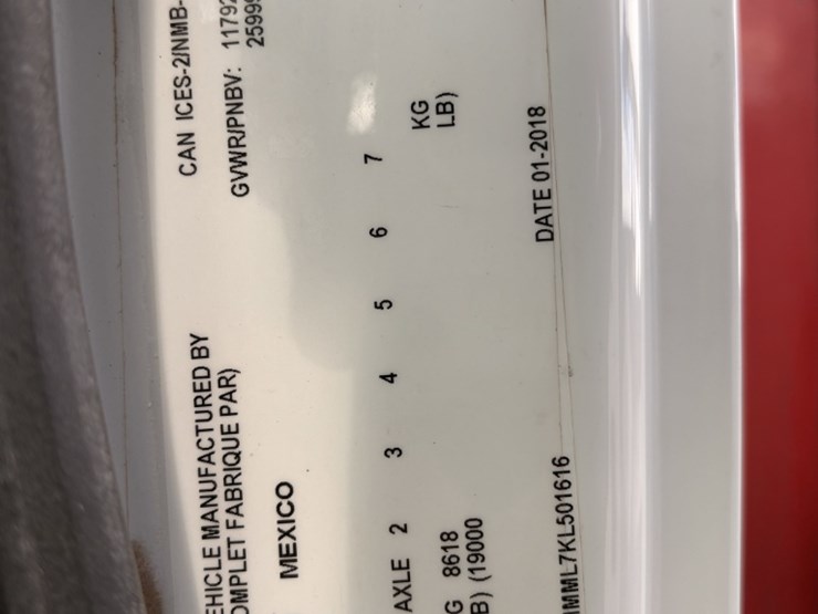 2019-international-durastar-4300-image-16