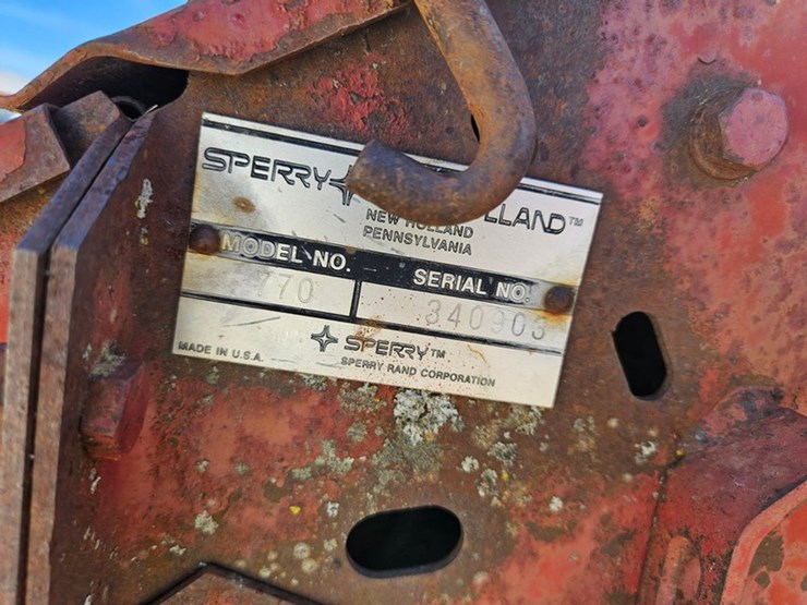 new-holland-770-image-29