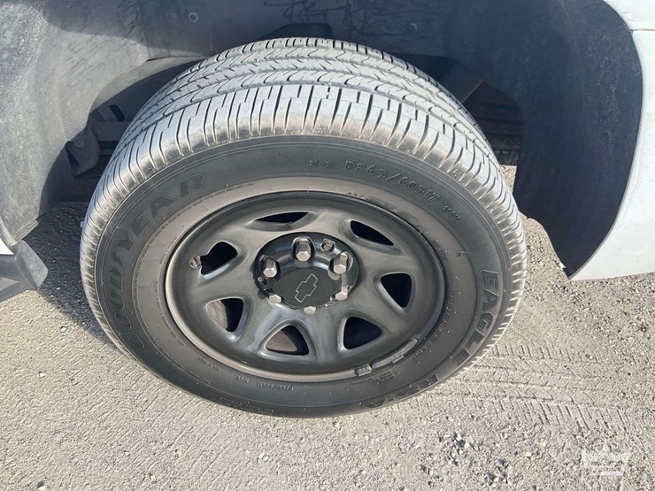 2019-chevrolet-tahoe-image-25