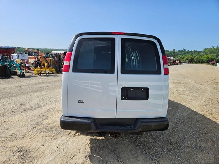 2018-chevrolet-g20-image-4