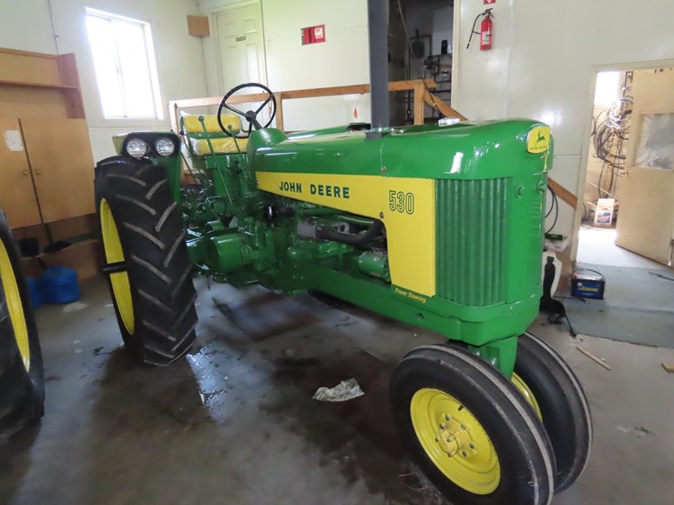 john-deere-530-image-1