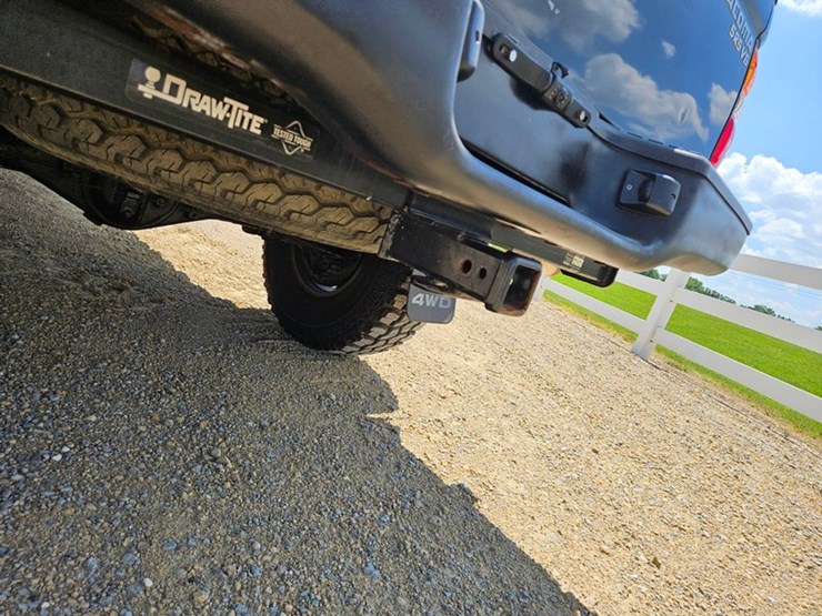 2004-toyota-tacoma-image-17