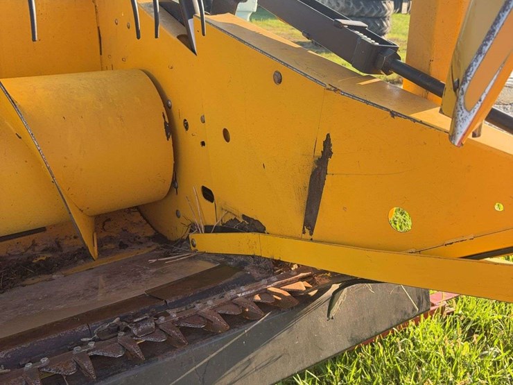 new-holland-74c-image-5