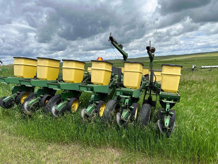 john-deere-7000-image-11
