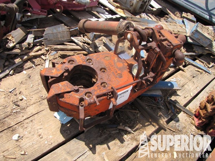 massey-ferguson-8-image-1