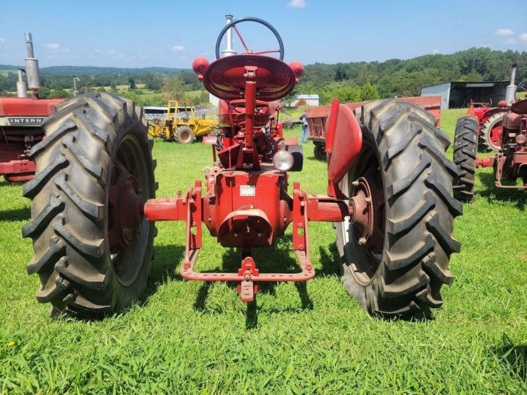 1941-farmall-m-with-m&w-nine-speed-transmission-image-4