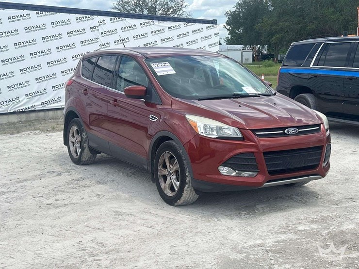 2014-ford-escape-image-2