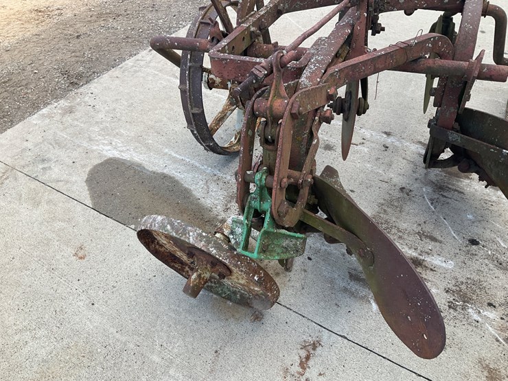 #5306-•-antique-two-bottom-pull-type-moldboard-plow-image-5