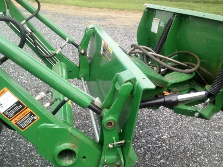 #5250-•-new-frontier-72"-loader-mount-snow-plow-image-3