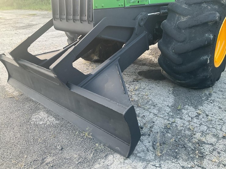 2006-deere-648g-iii-image-15