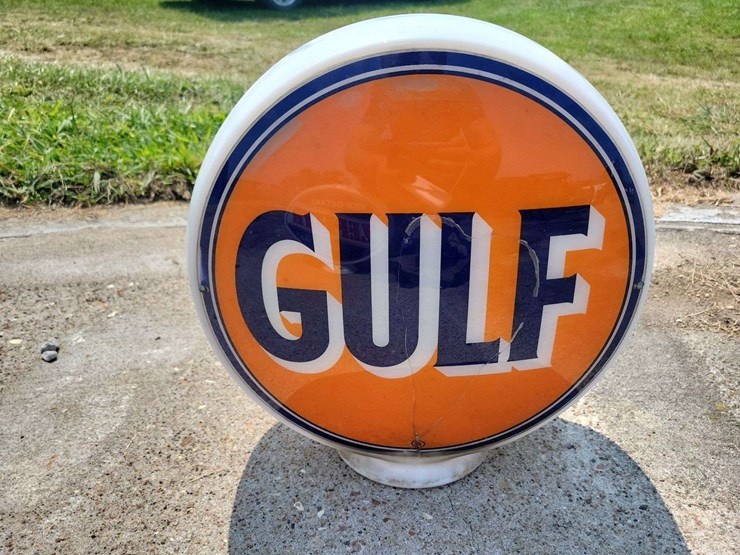 original-gulf-gas-pump-globe-image-4