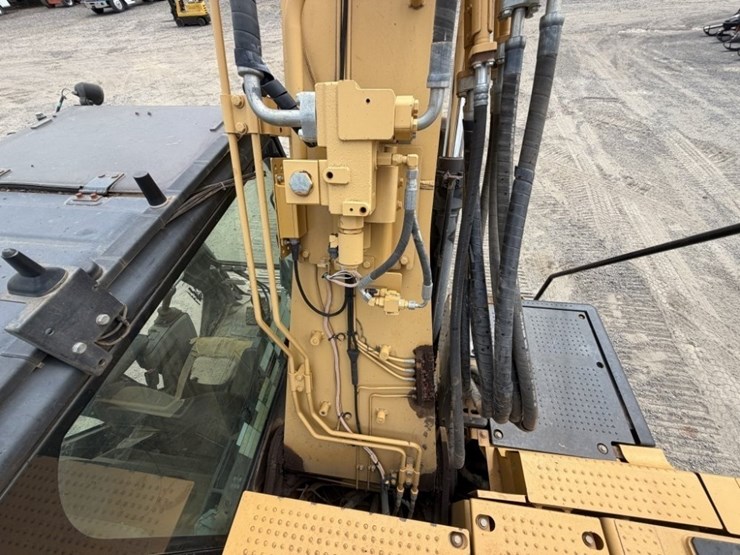2014-caterpillar-320elrr-image-37