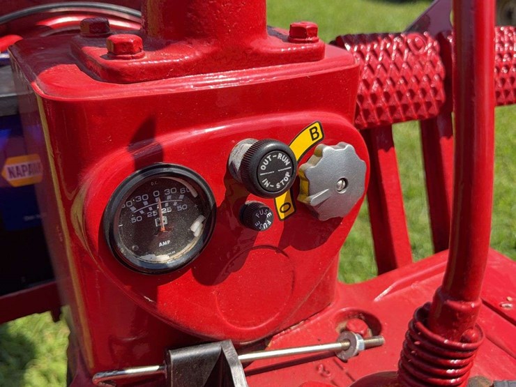 1950-farmall-c-image-29