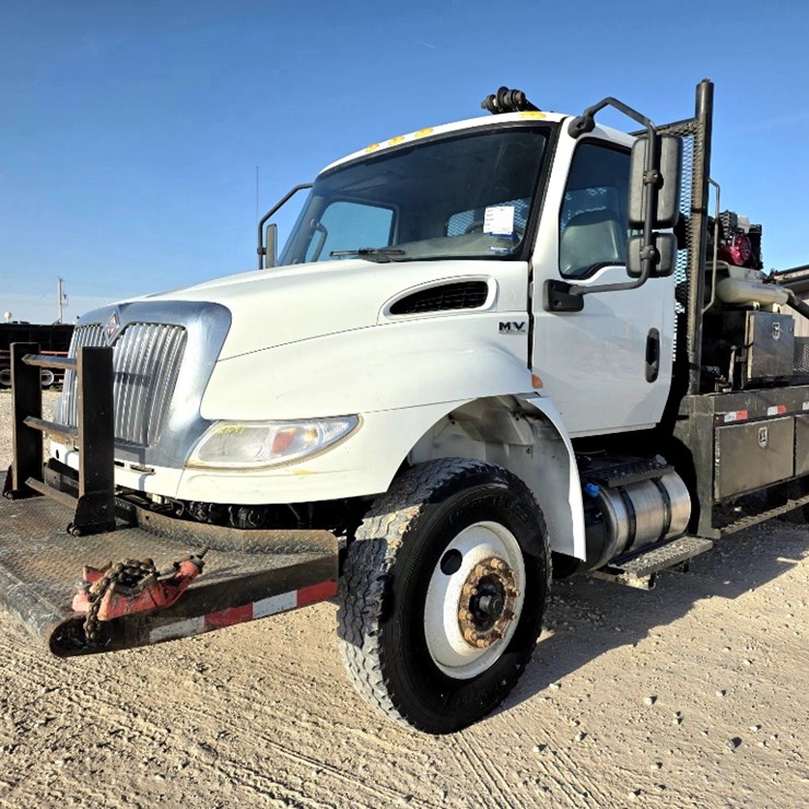 2022 INTERNATIONAL MV607
