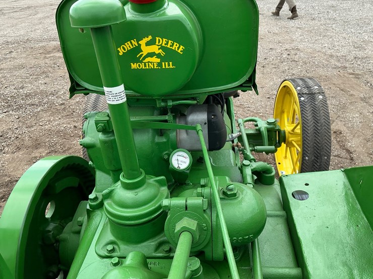 1935-john-deere-model-a-image-12