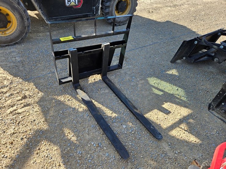 #93-•-kivel-mini-skid-42"-pallet-fork-image-5