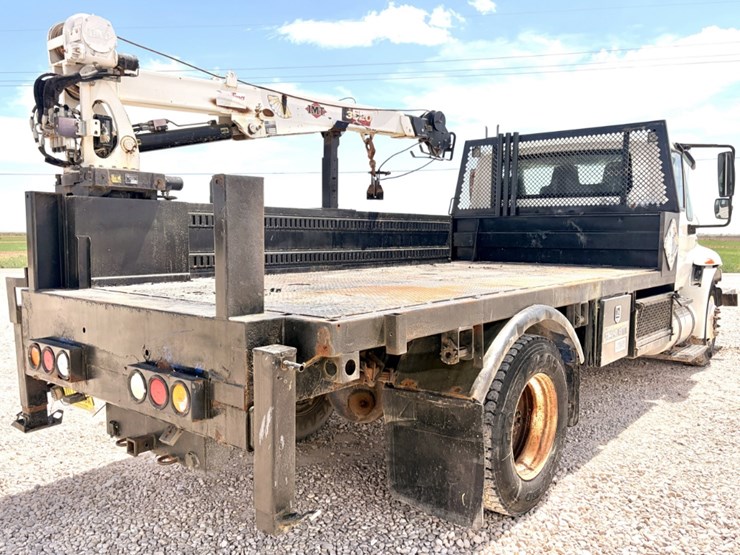 2010-international-durastar-4300-image-5