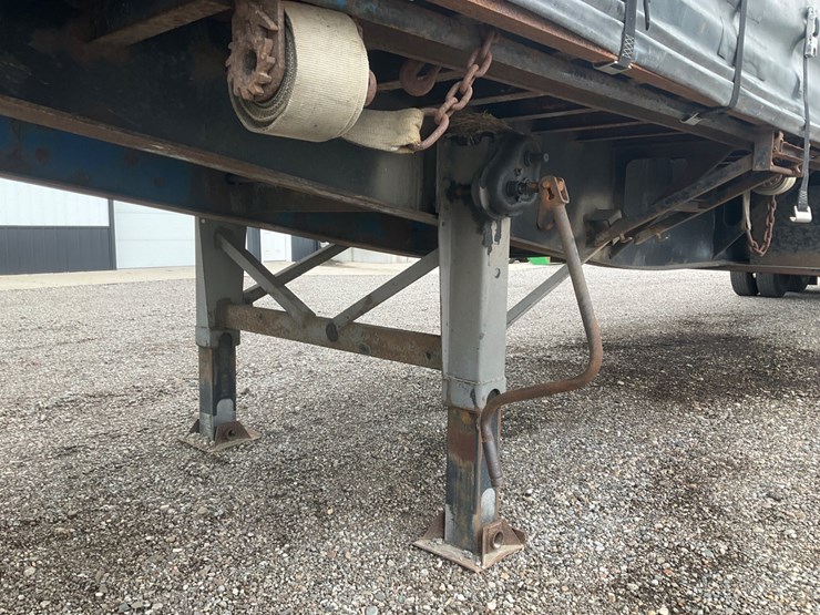 #2102-•-curtain-side-semi-trailer-image-11