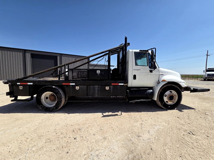 2012-international-durastar-4300-image-5